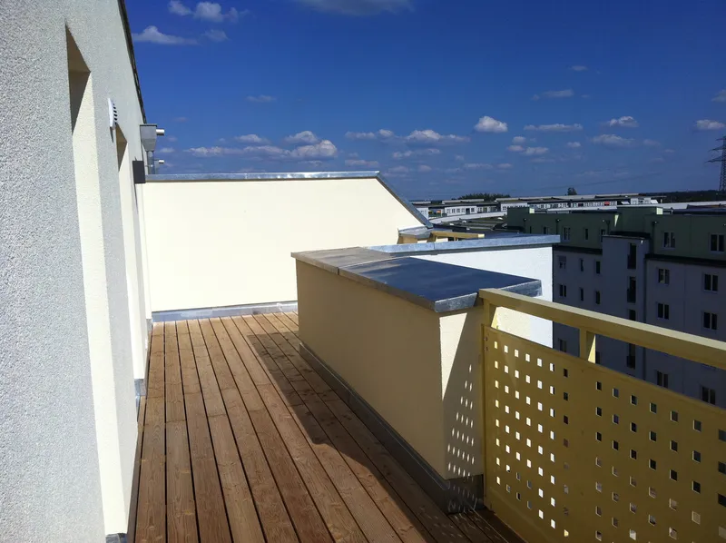 Penthouse-Feeling - Gemütliche 3 -Zimmer-Wohnung mit großer Dachterrasse — photo 1